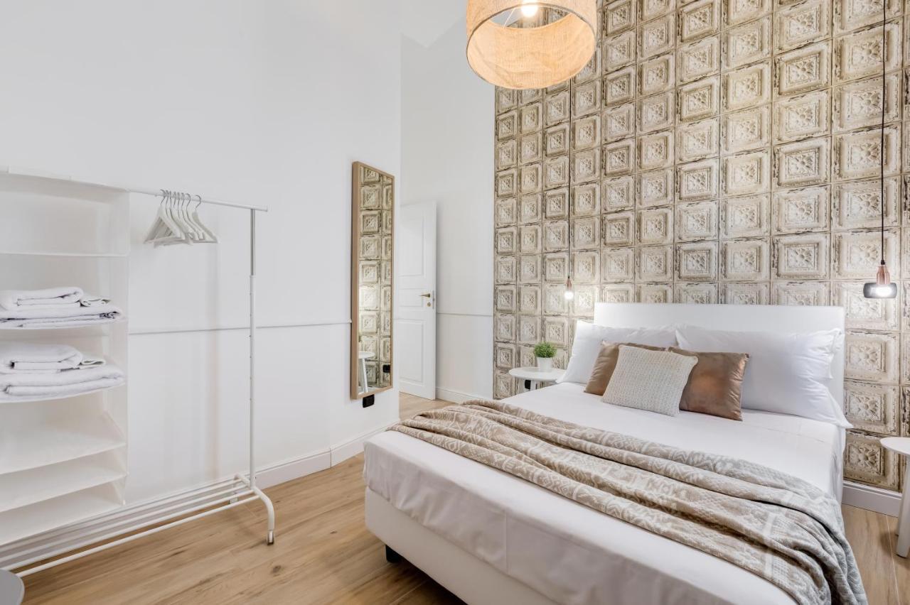 Bmga L Glam Industrial 3-Bed Apartment In Termini Рим Экстерьер фото