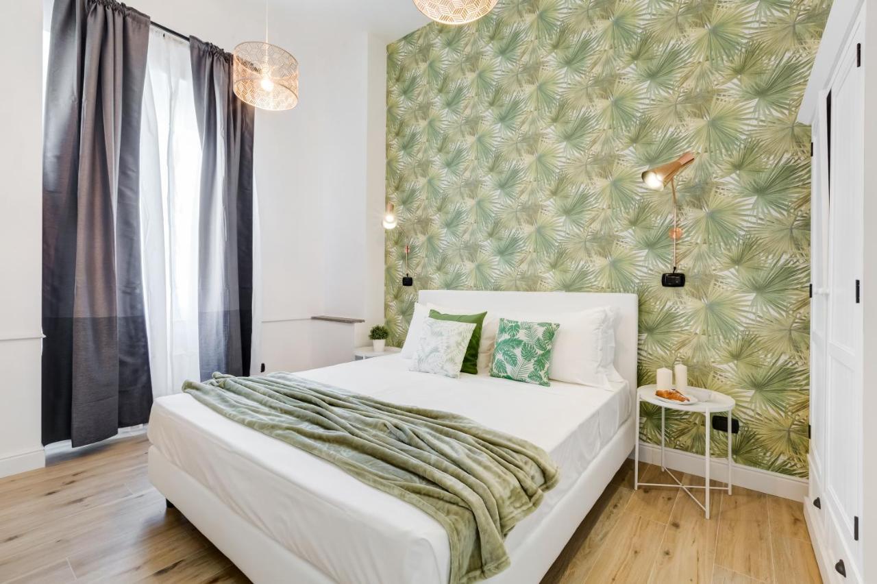 Bmga L Glam Industrial 3-Bed Apartment In Termini Рим Экстерьер фото