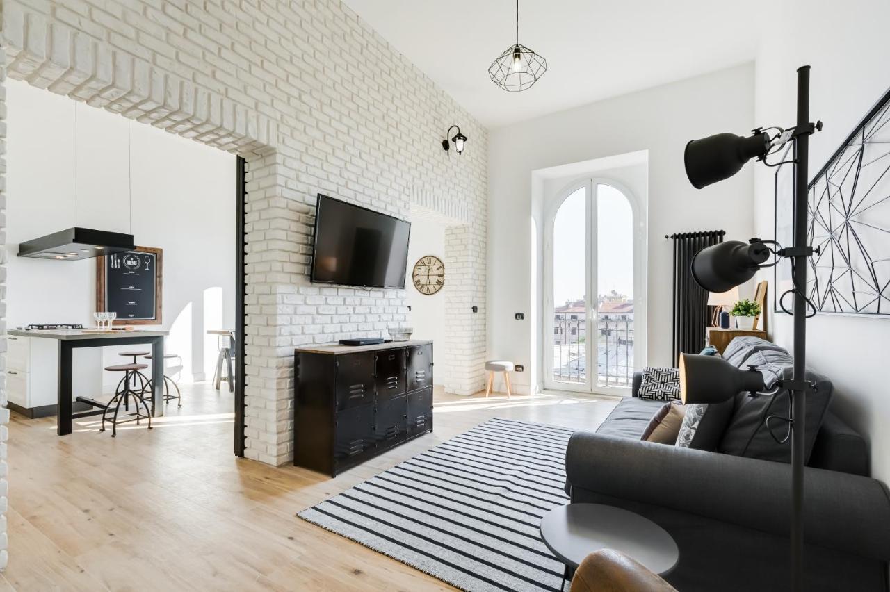 Bmga L Glam Industrial 3-Bed Apartment In Termini Рим Экстерьер фото