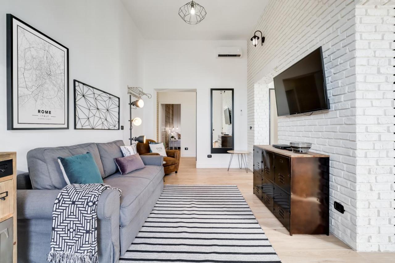 Bmga L Glam Industrial 3-Bed Apartment In Termini Рим Экстерьер фото